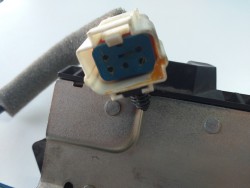 İthal - Mondeo 2002 - 2006 Arası Dört Kapı Sedan Arka Bagaj Kilidi - 2S71 F43102 AD