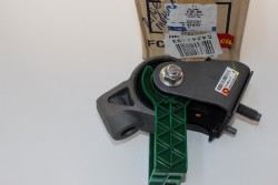 Orjinal - Ranger 2012 - Sonrası Sağ Motor Takozu Kulağı (AB39 6038 AG)