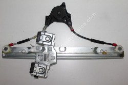 İthal - Fiesta 2008-...<br>Ön Cam Krikosu Sağ <br> 8A61 A23208 AE