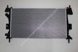 Orjinal - Focus 2011-...<br>Motor Radyatörü Benzinli <br> Behr BV61 8005 AD